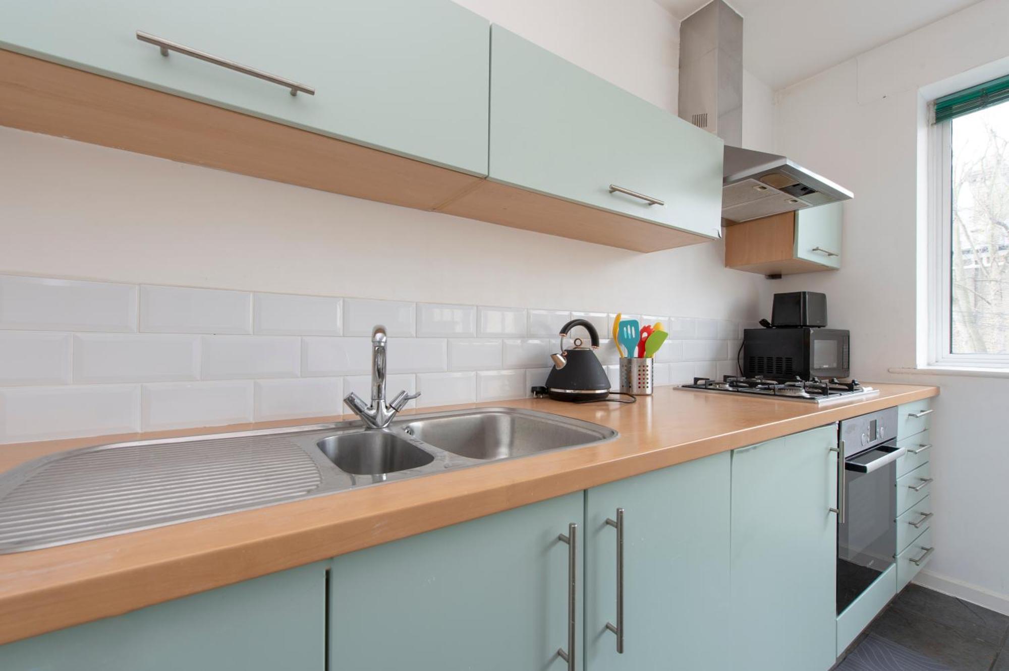 Modern Luxury Apartment By Bow Road Station London Eksteriør billede