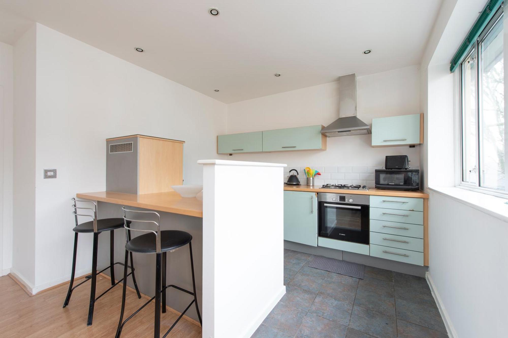 Modern Luxury Apartment By Bow Road Station London Eksteriør billede
