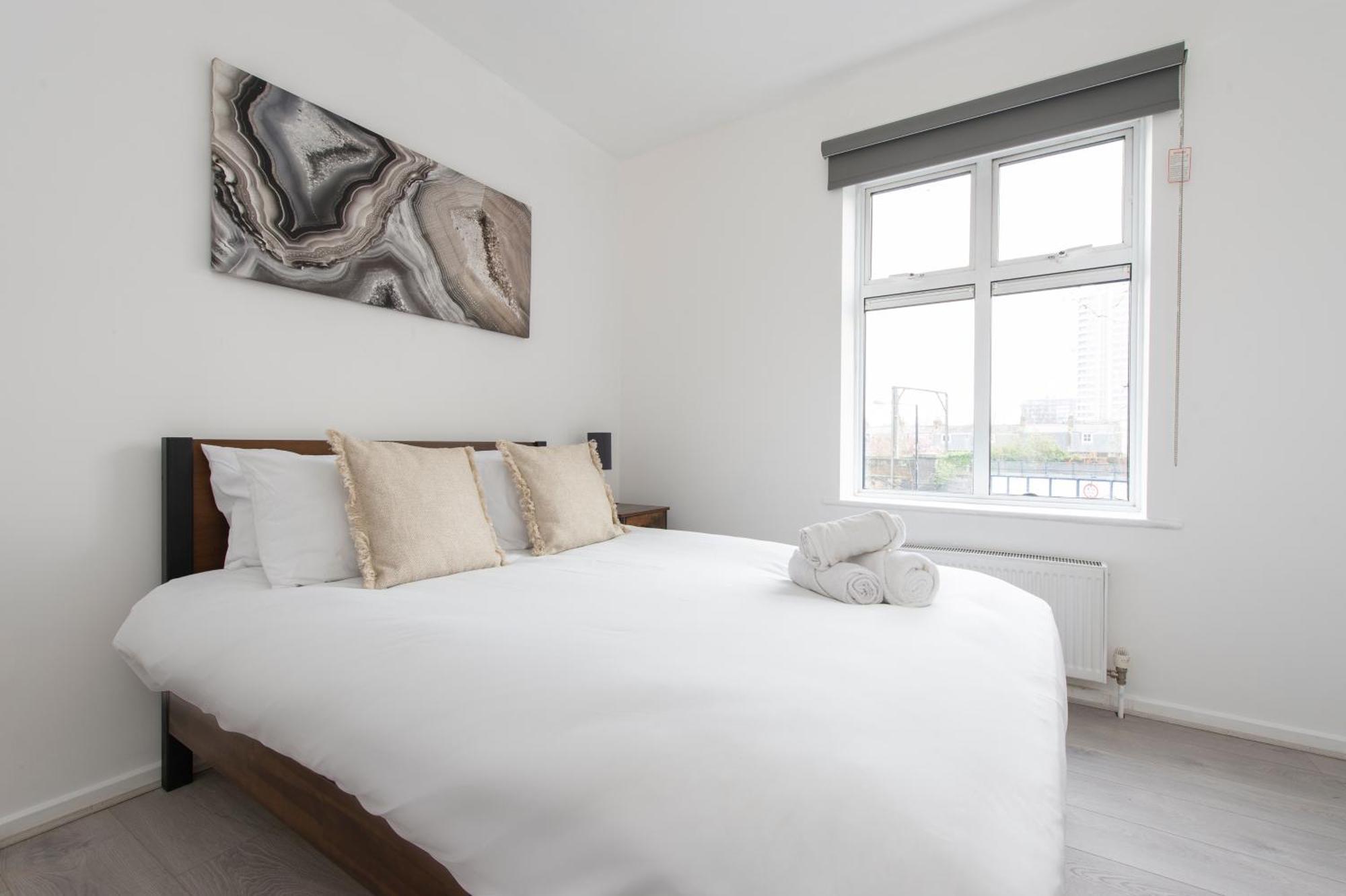 Modern Luxury Apartment By Bow Road Station London Eksteriør billede