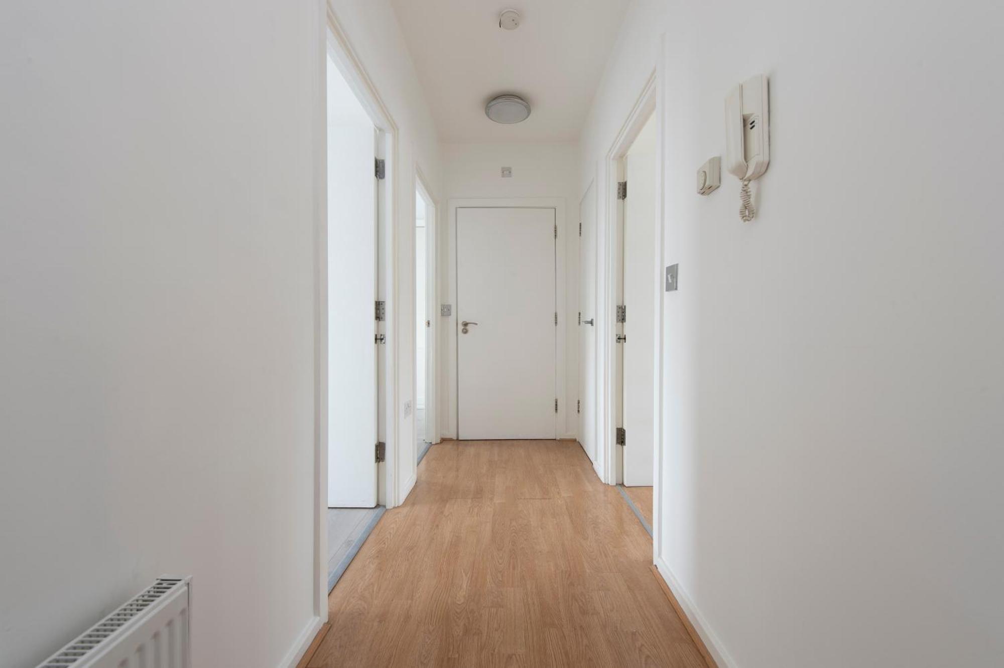 Modern Luxury Apartment By Bow Road Station London Eksteriør billede