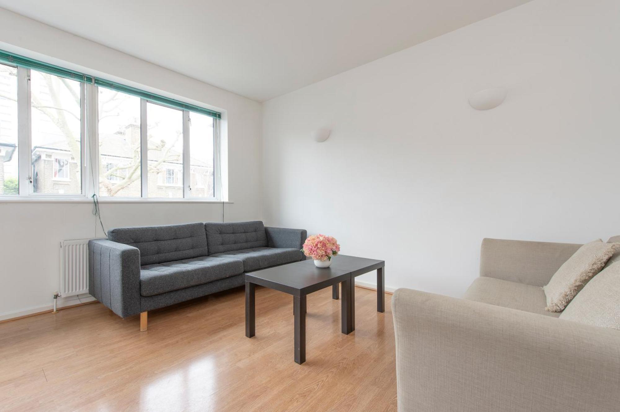 Modern Luxury Apartment By Bow Road Station London Eksteriør billede